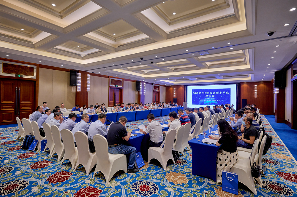 1621854453673032485.jpg LIU_0614_1.jpg